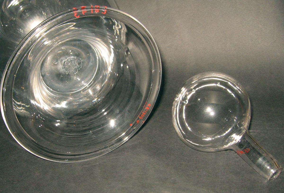 1965.1389 A, B Glass bottle (detail)