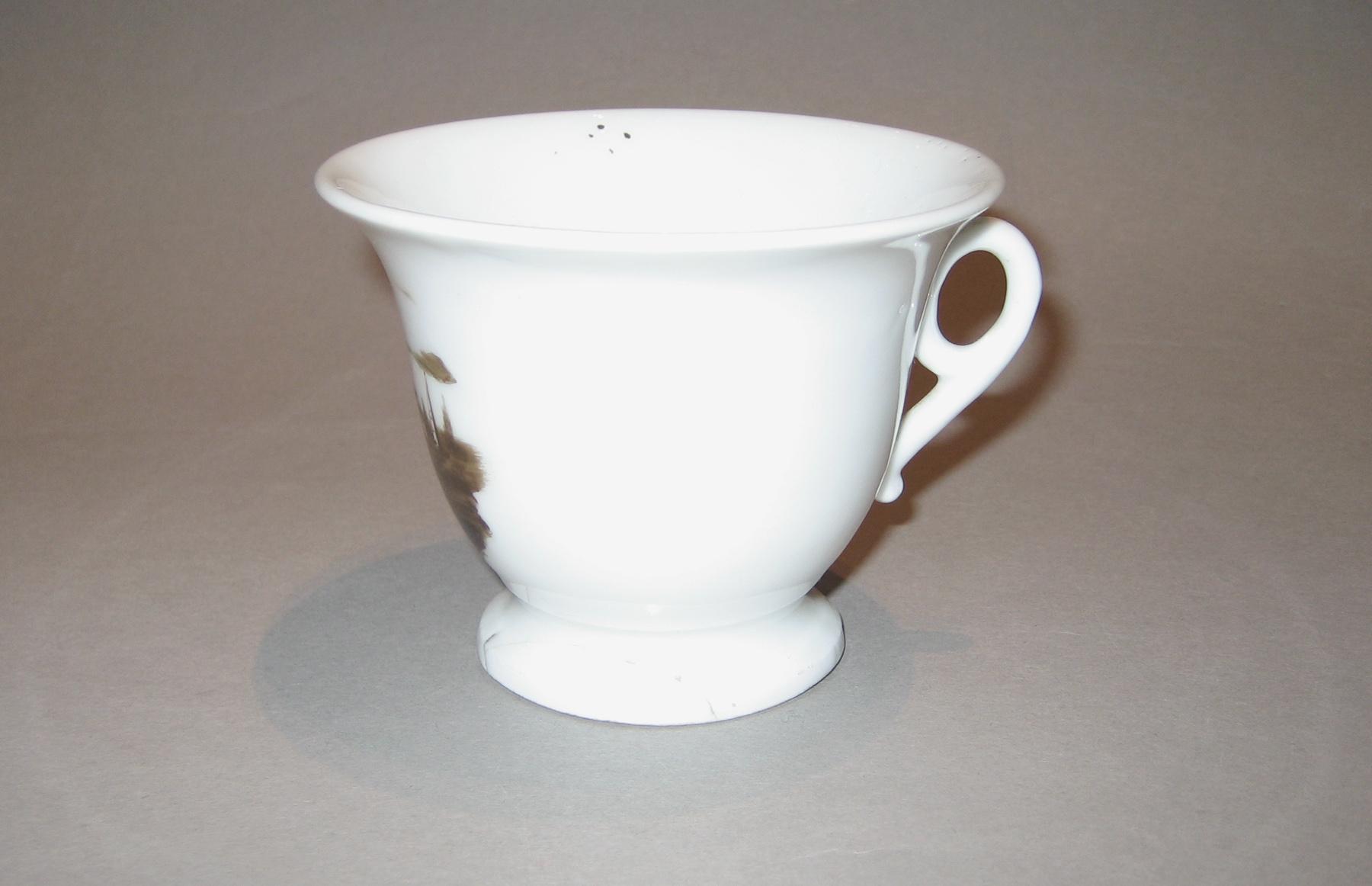 1965.1397 Cup (handle view)