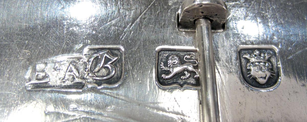 1965.1406 A Silver Inkstand frame mark