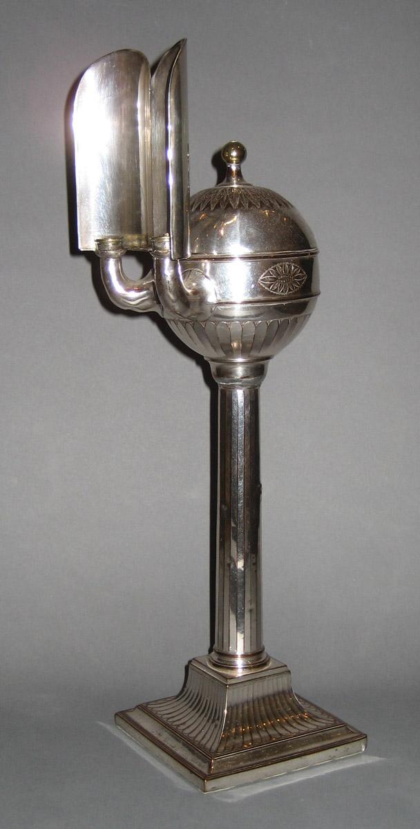 1965.1410 A-C Lamp