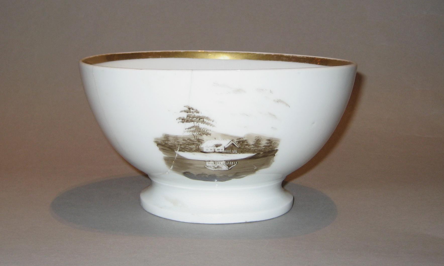 1965.1416 Bowl (opposite side)