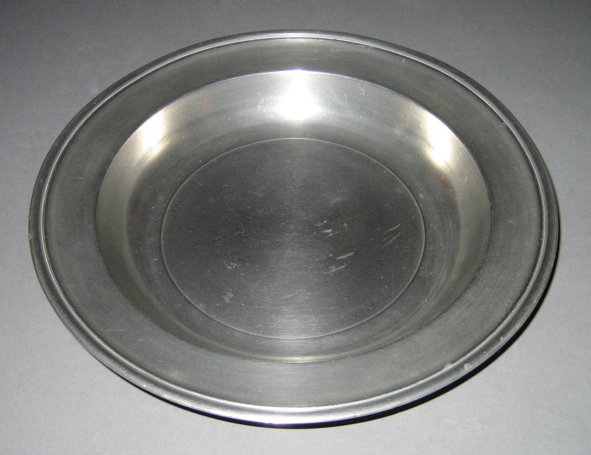 1965.1454 Dish