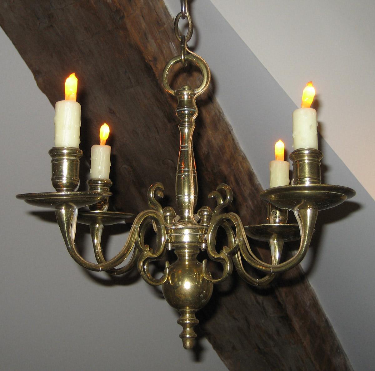 1952.0152 Chandelier