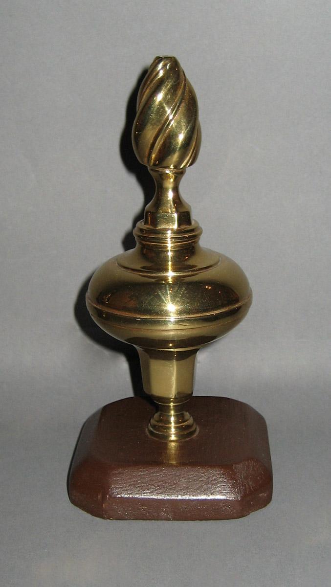 1965.1486.002 Finial