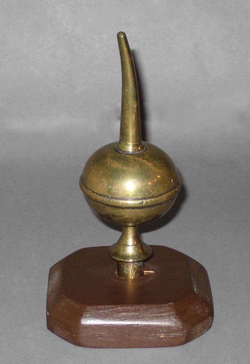 1965.1488.002 Finial