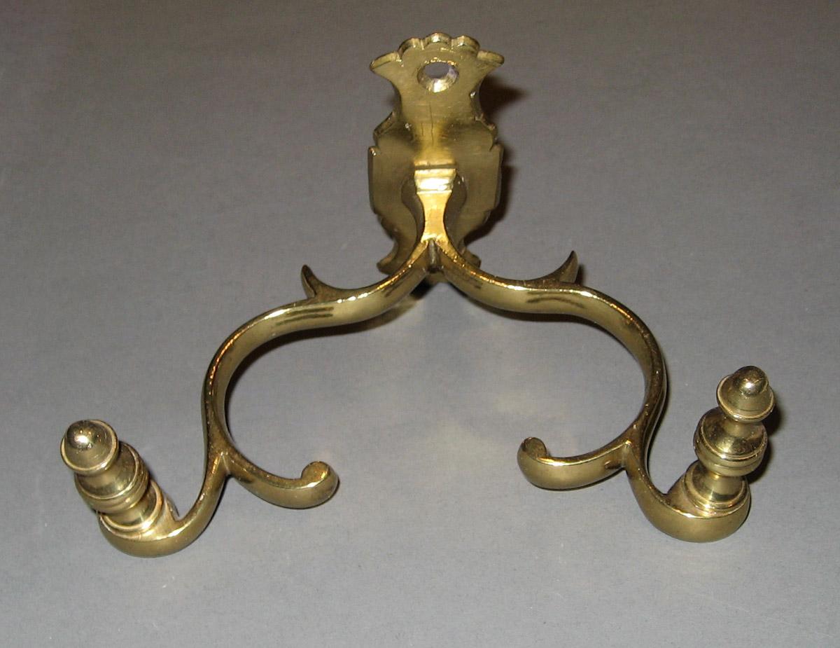 1965.1498 Jamb Hook