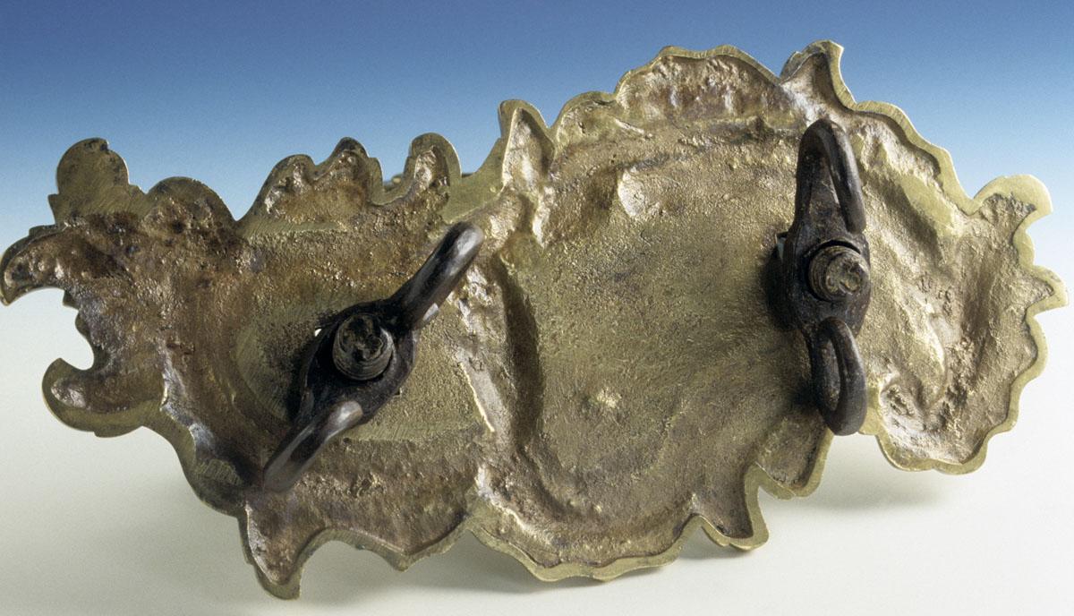 1965.1500 Door knocker, underside