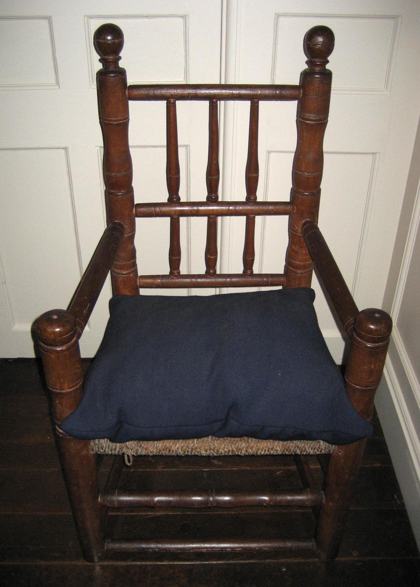 1956.0010.002 chair with cushion 1986.0501 view 2