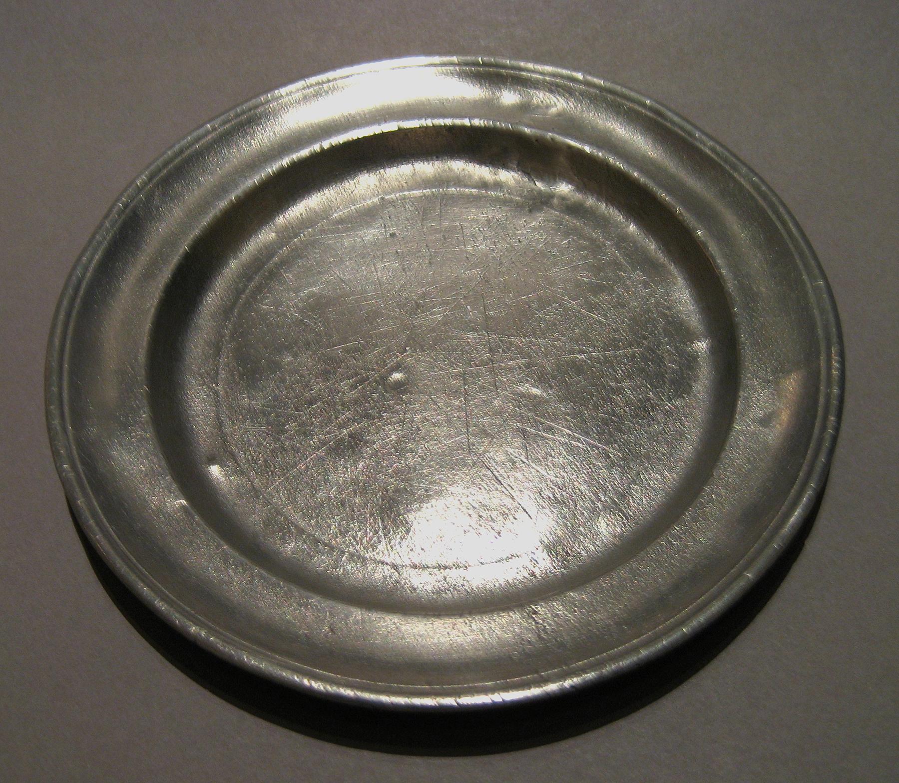 1965.1526 Pewter Plate