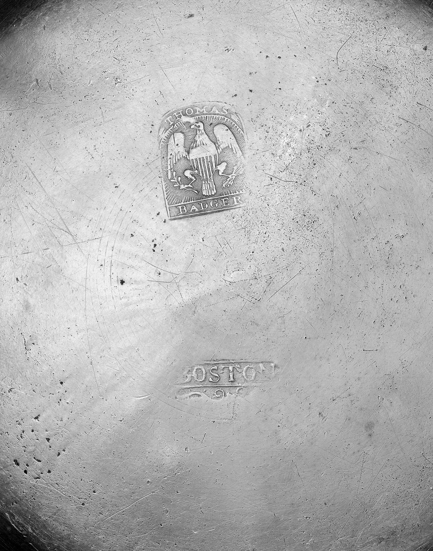 1965.1545 Pewter plate (mark)