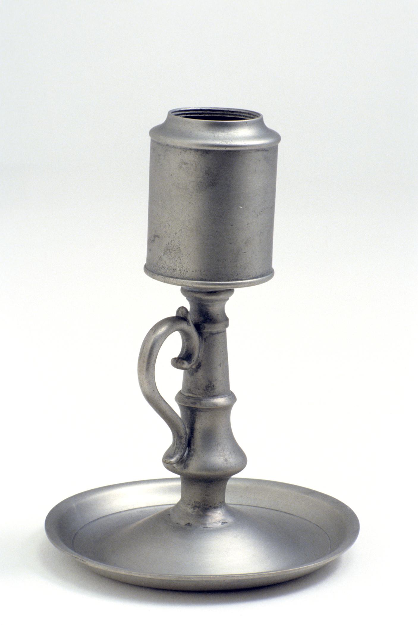 1965.1546 Britannia lamp