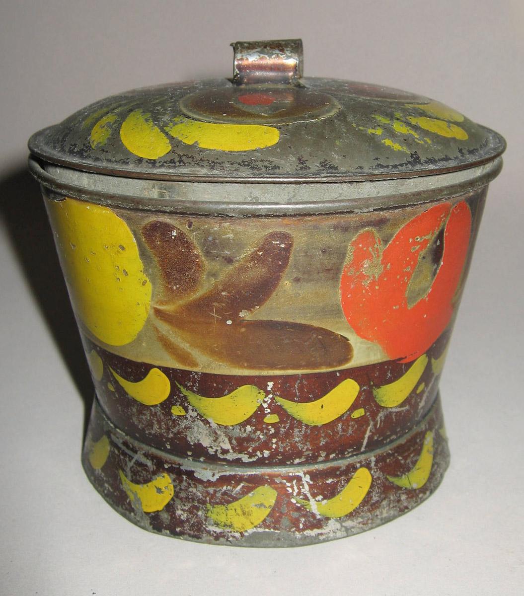1965.1587 A, B Sugar bowl