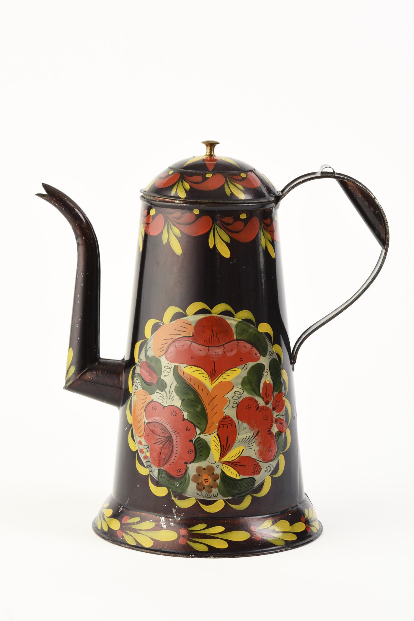 1965.1599 Coffee pot, view 1