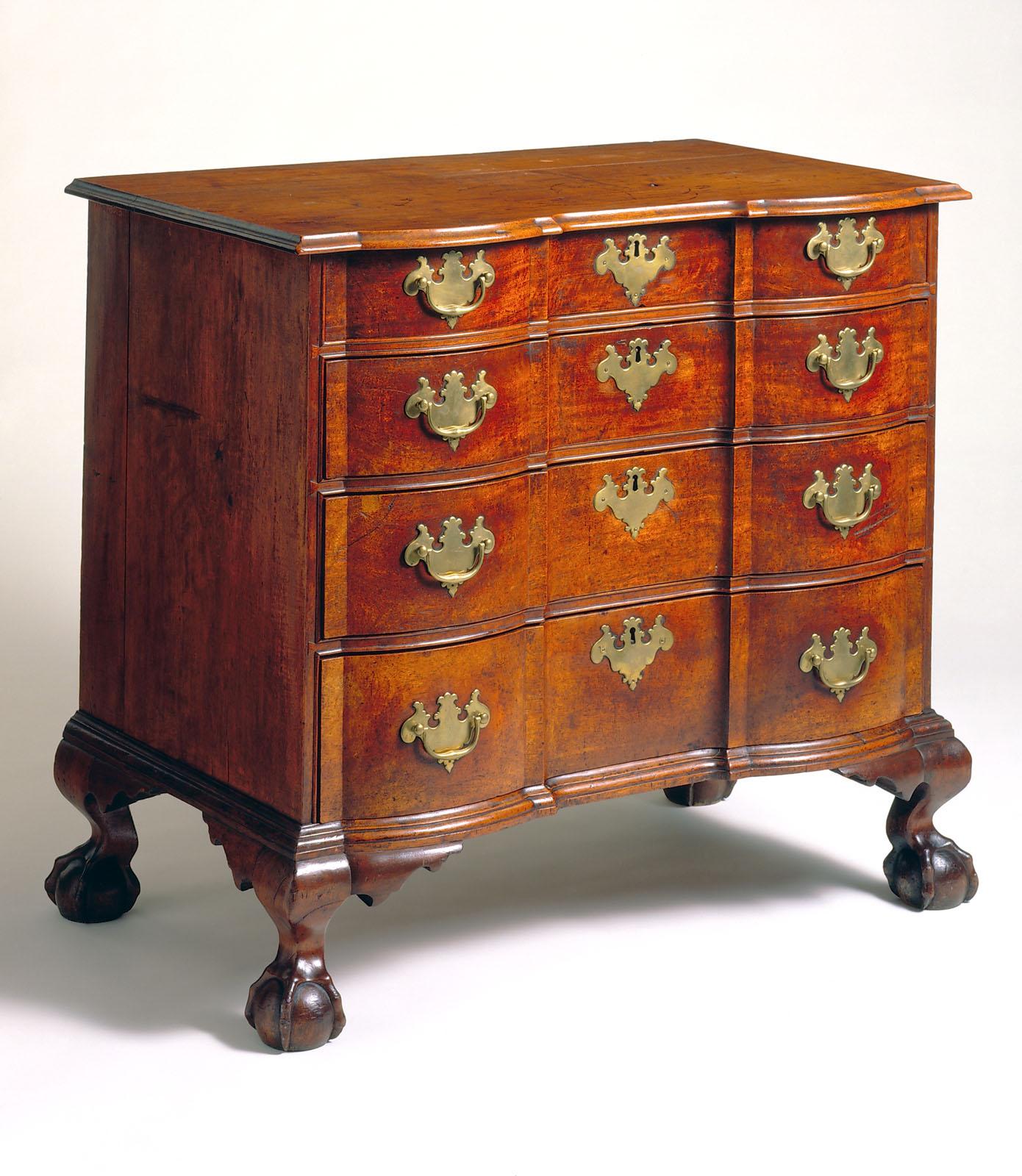 1965.1623 Chest of drawers