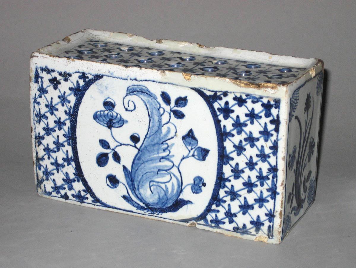 1965.1636 Delft flower brick