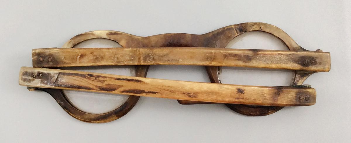 1965.1638 Spectacles, view2