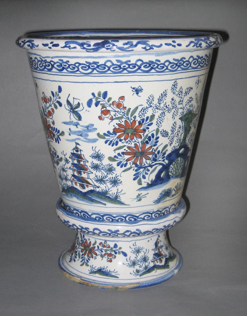 1965.1643.002 A, B Delft flowerpot and stand side 2