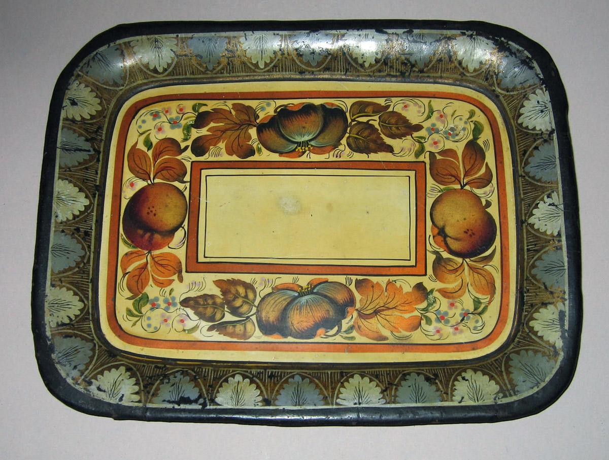1965.1660 Tray (view 2)