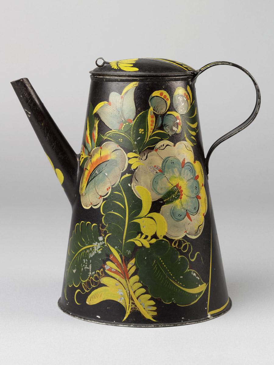 1965.1673 Coffee pot, view 2