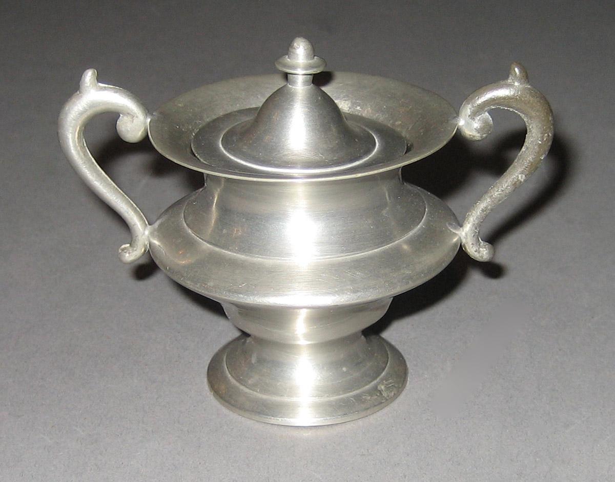 1965.1683 A, B Sugar bowl