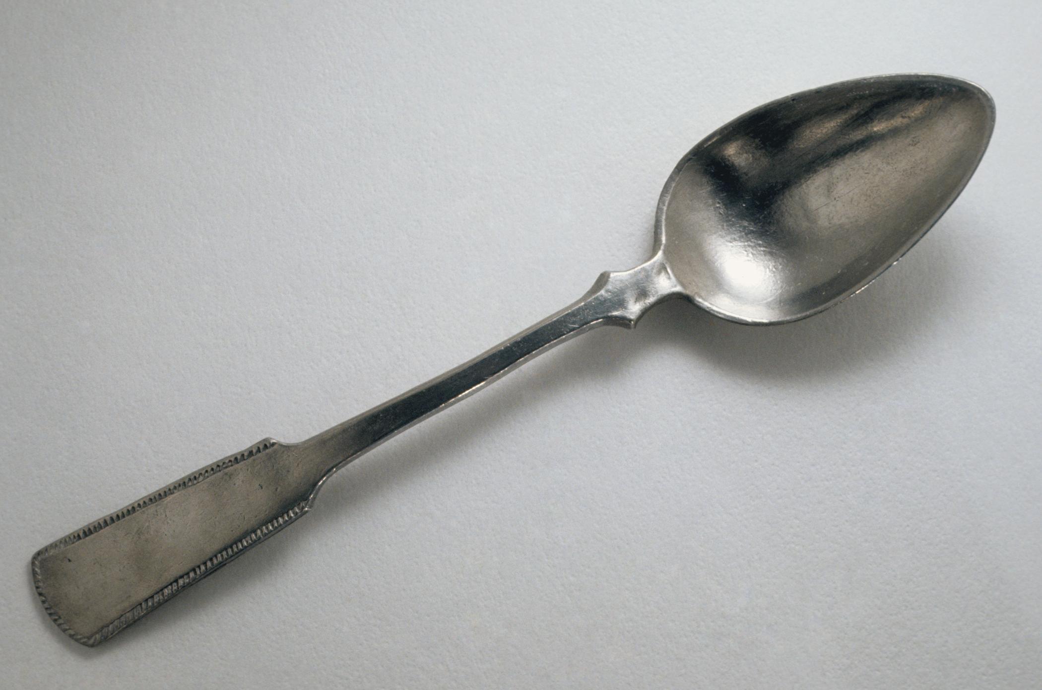 1965.1695 Pewter spoon