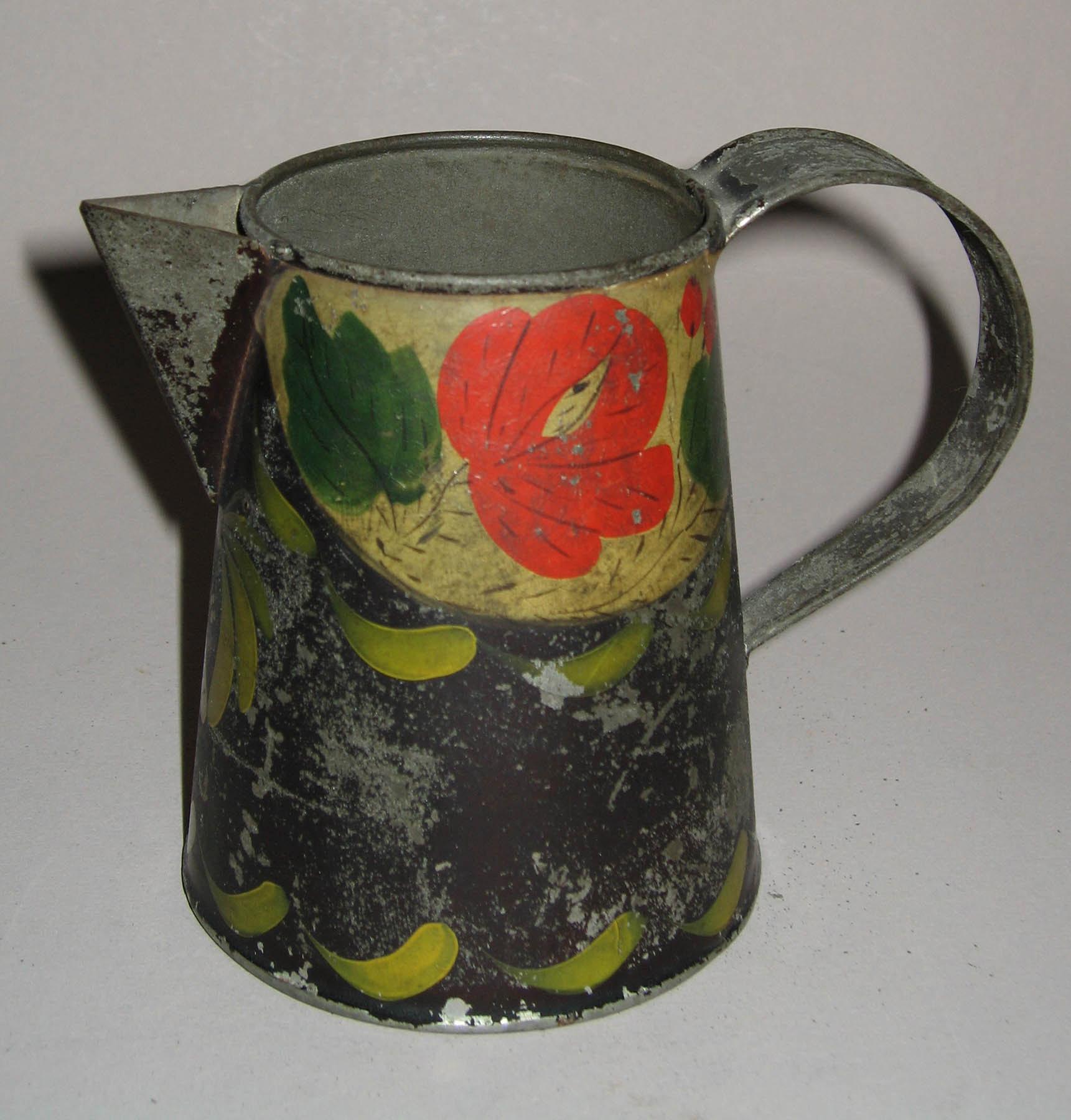1965.1736 Pitcher view 2