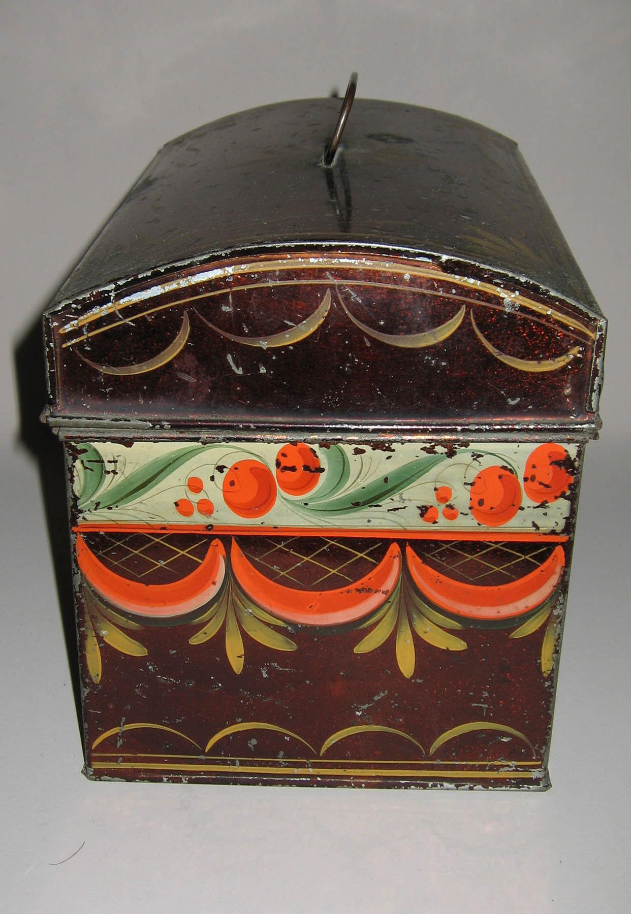 1965.1743 Box End view