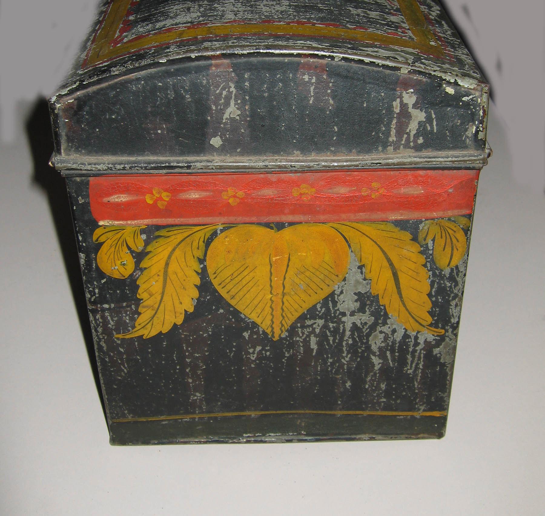 1965.1746 Trunk End view