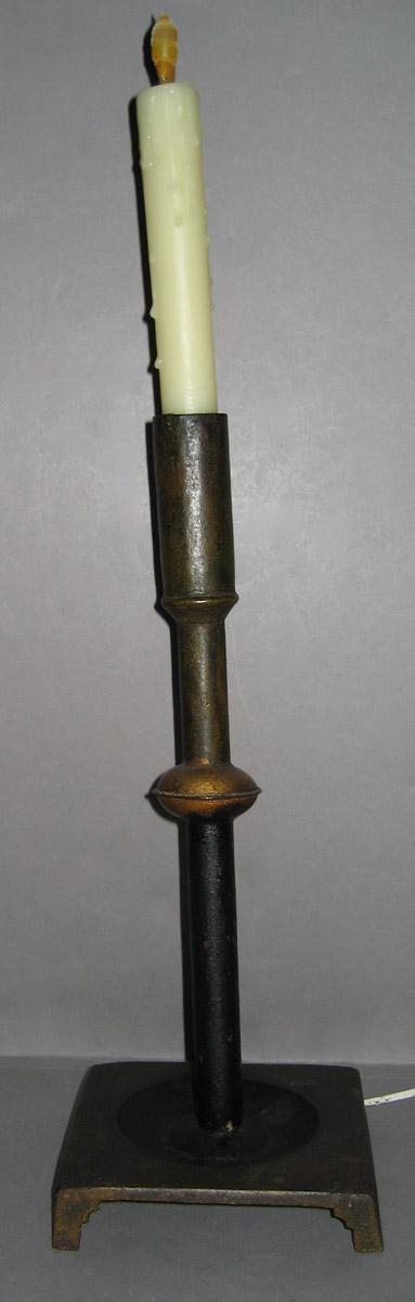 1965.1751.001 Candlestick