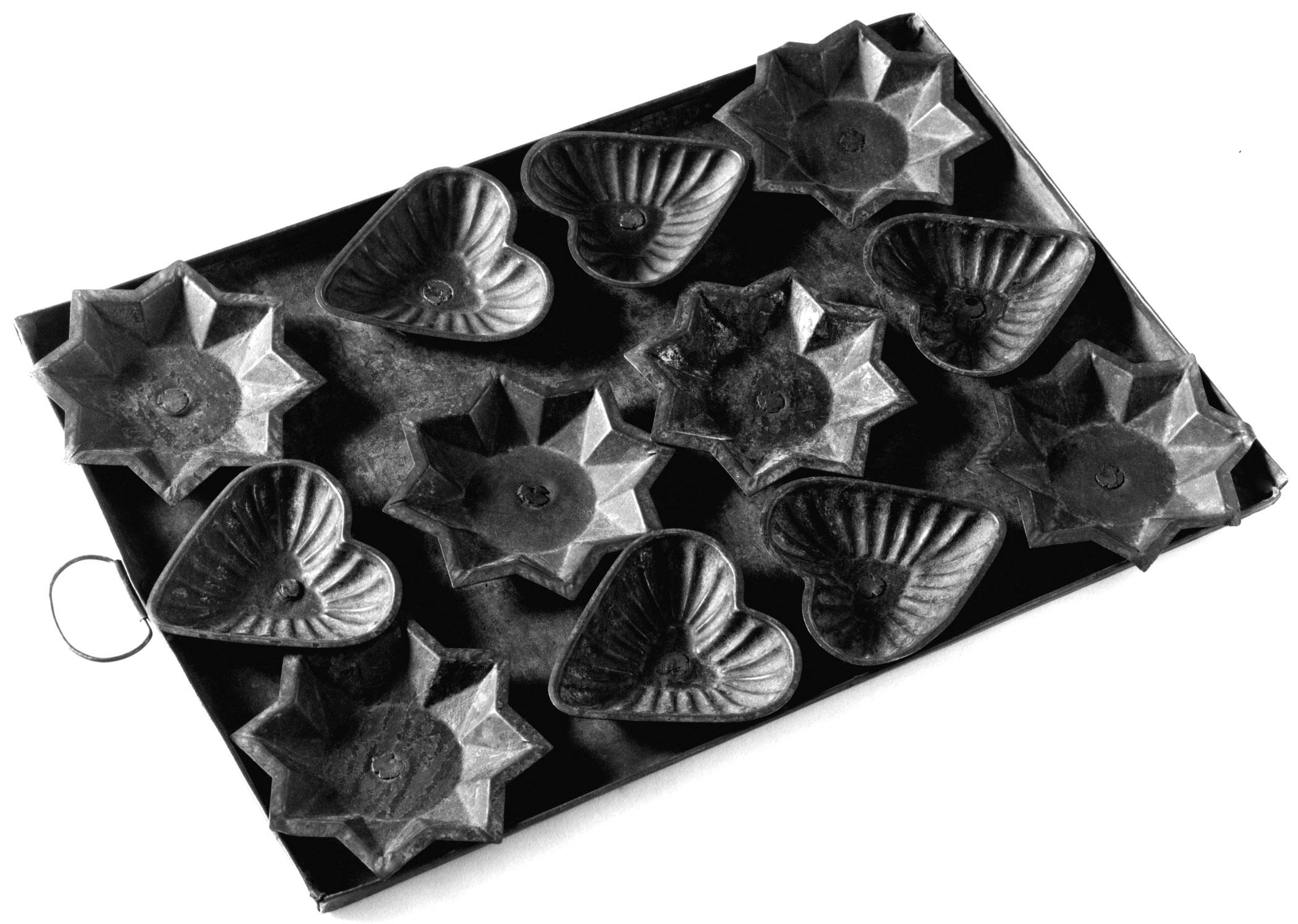1965.1761 Molding Pan