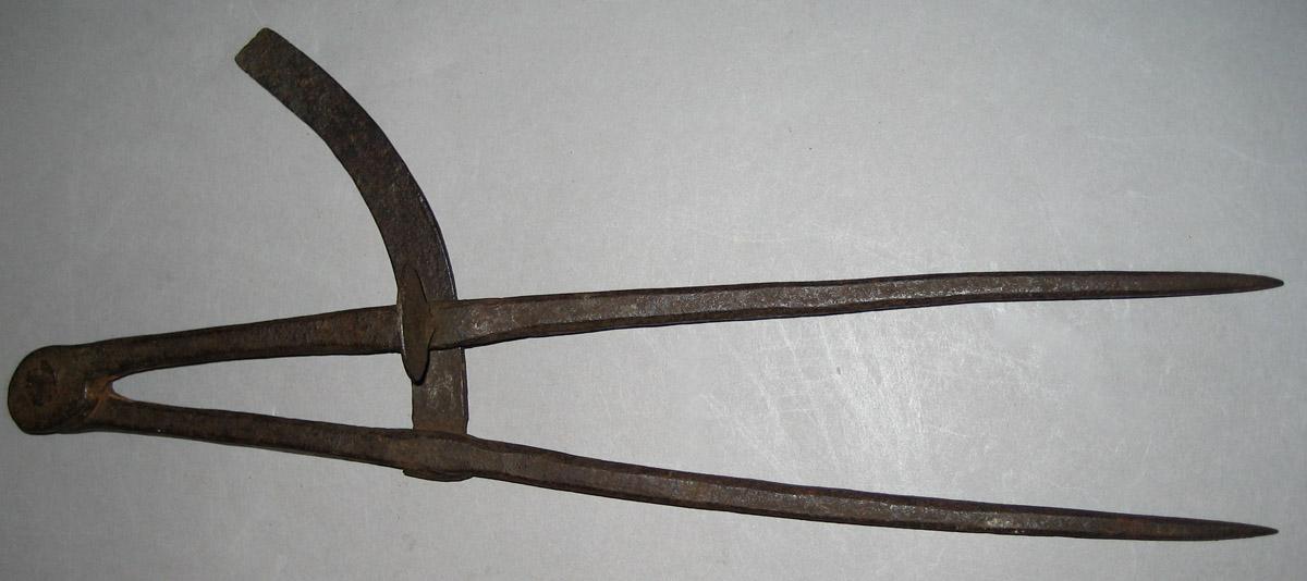 1965.1775 Compass