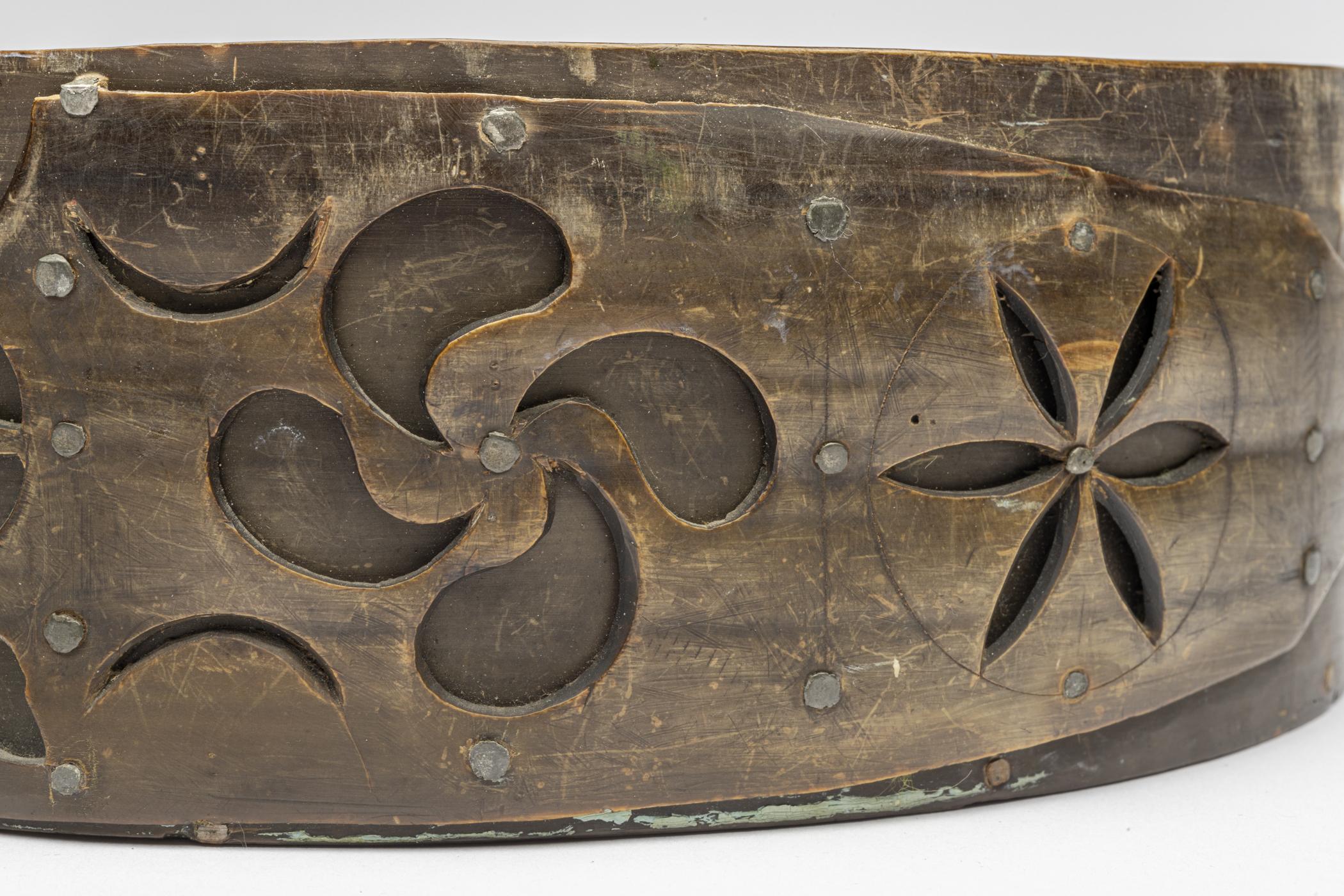 1965.1791 A Box, detail 2