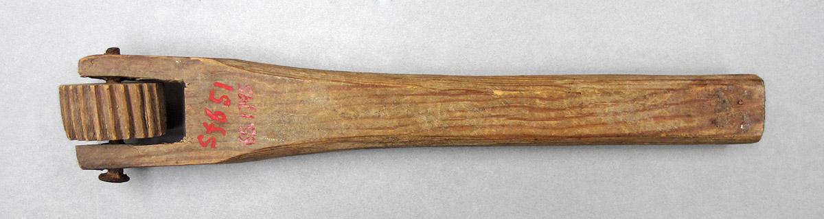 1965.1795, Coggle or rouletting wheel, side 2