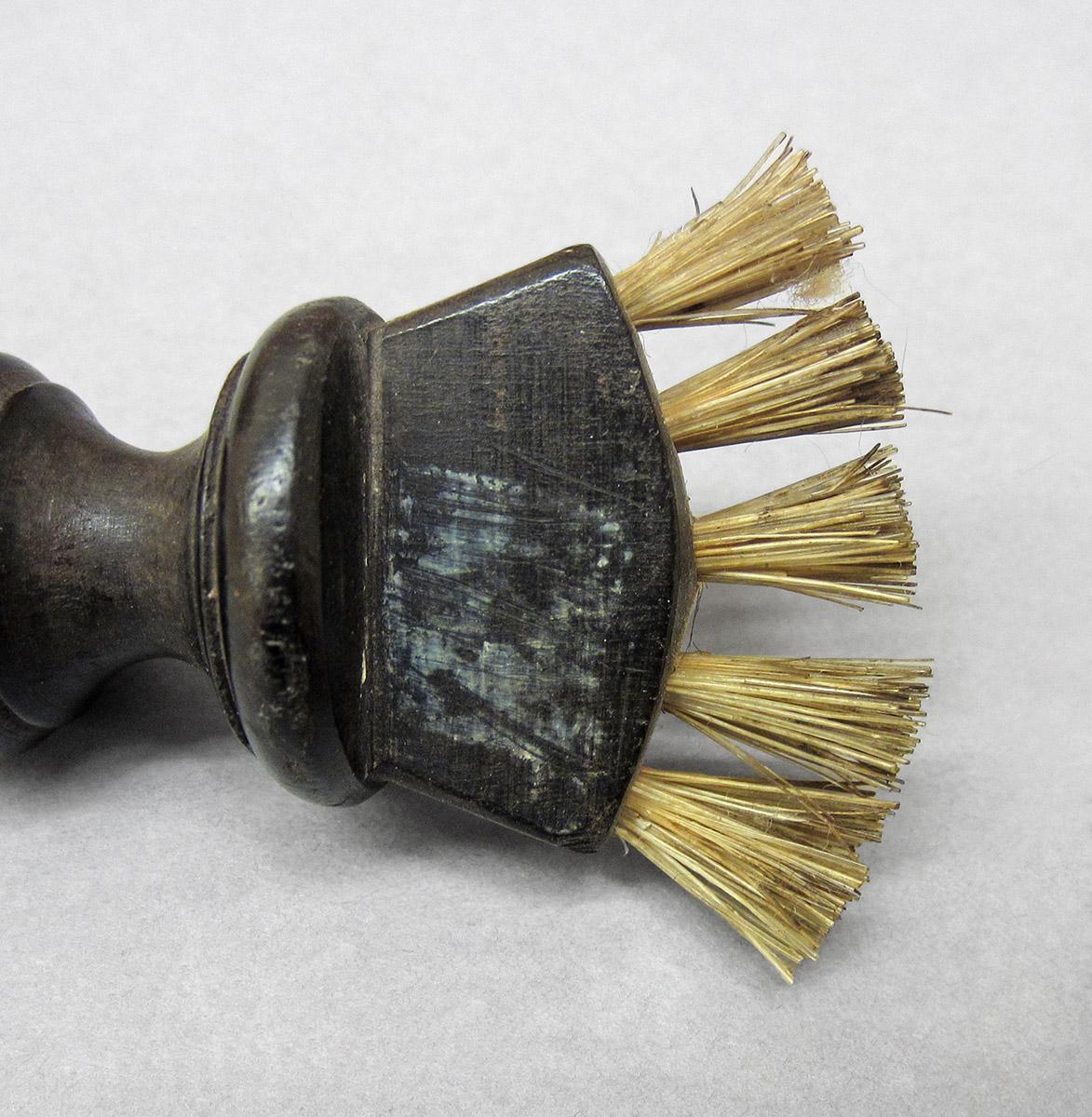 1965.1805, Brush, brush 1