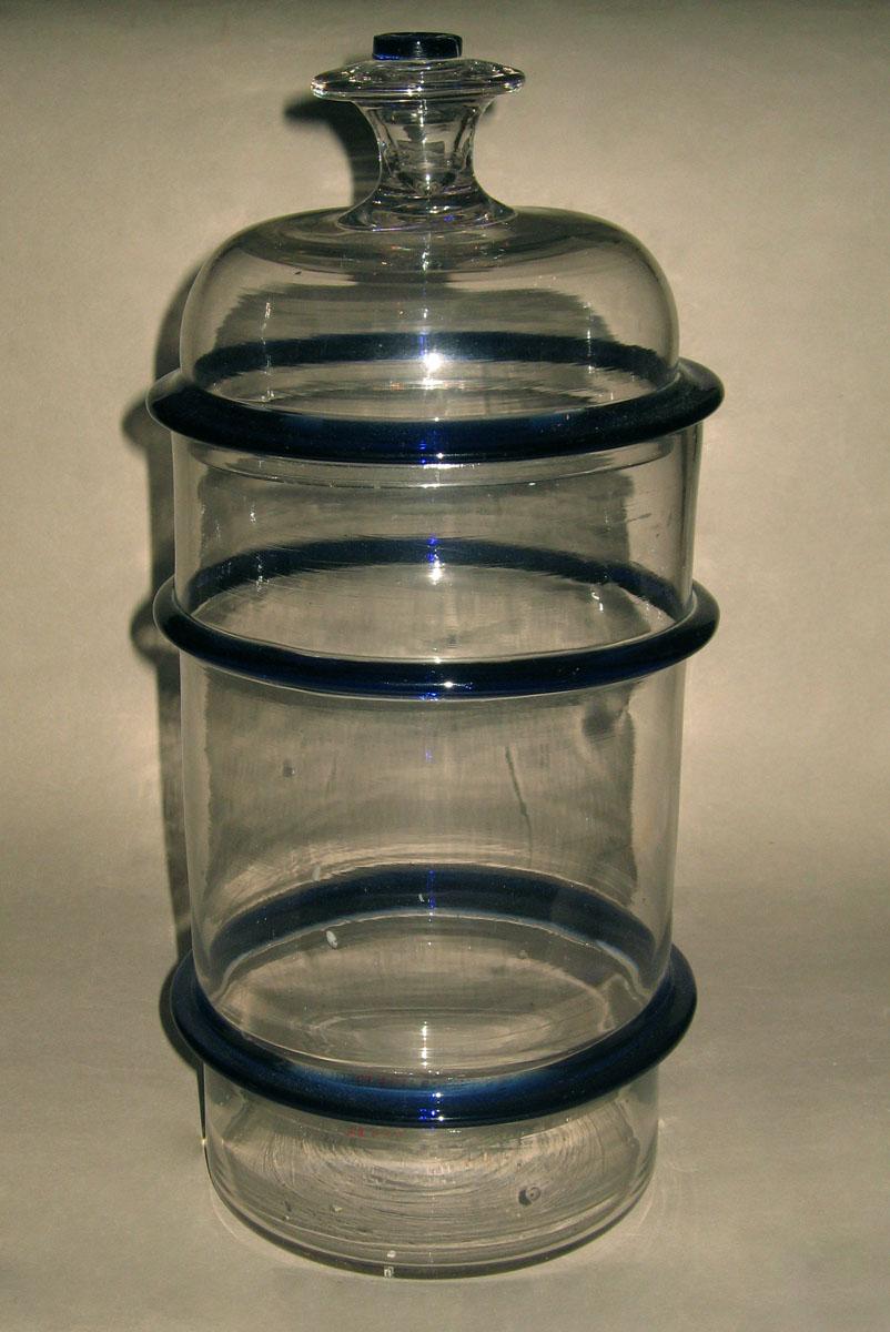 1965.1808.002 A, B Glass jar