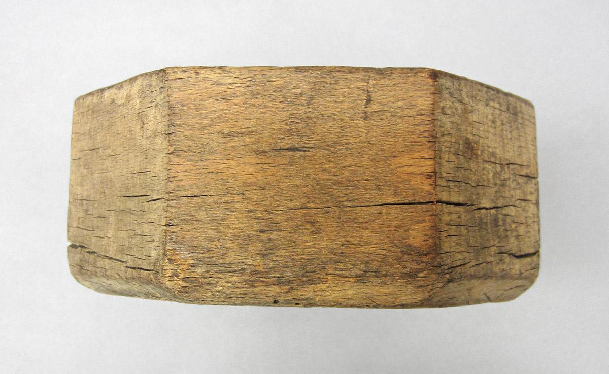 1965.1819, Butter mold, side 2