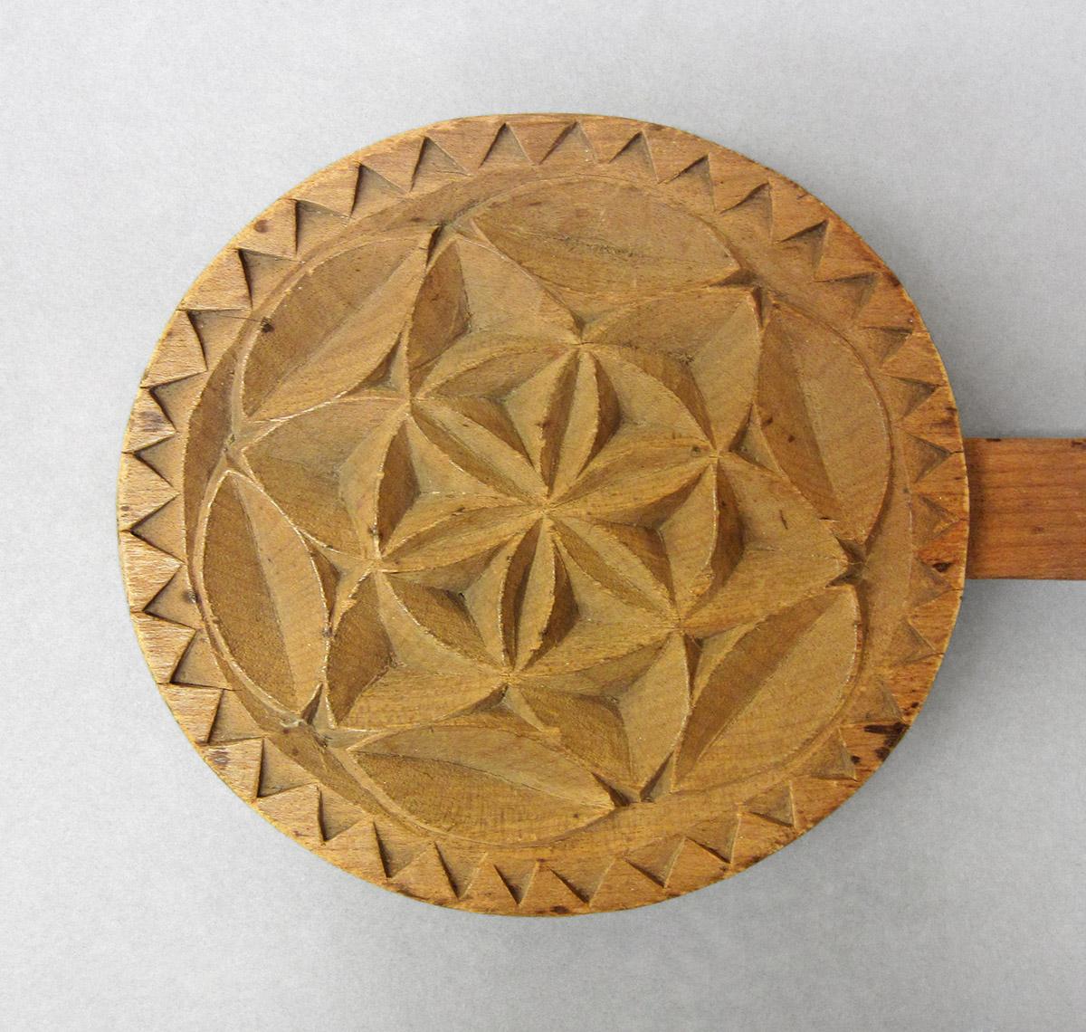 1965.1820, Butter mold, head side 2