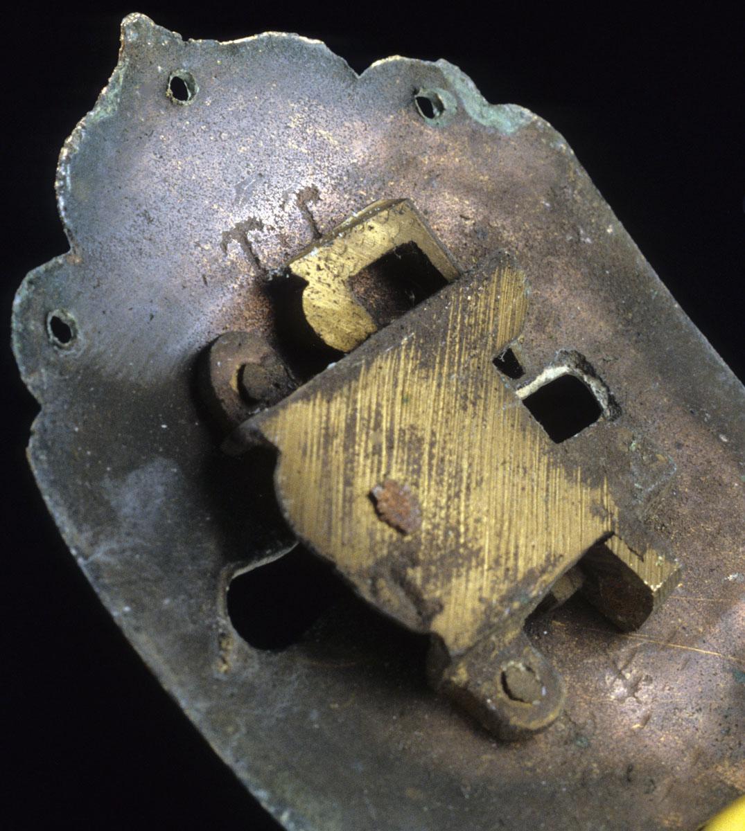1965.1824 Knife box, plate detail
