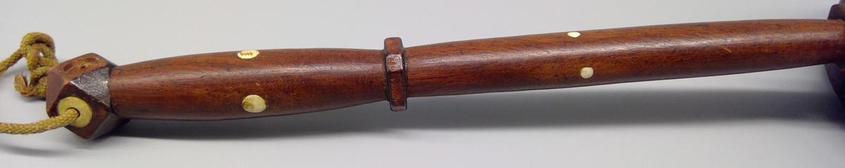 1965.1838 Dipper, detail 3