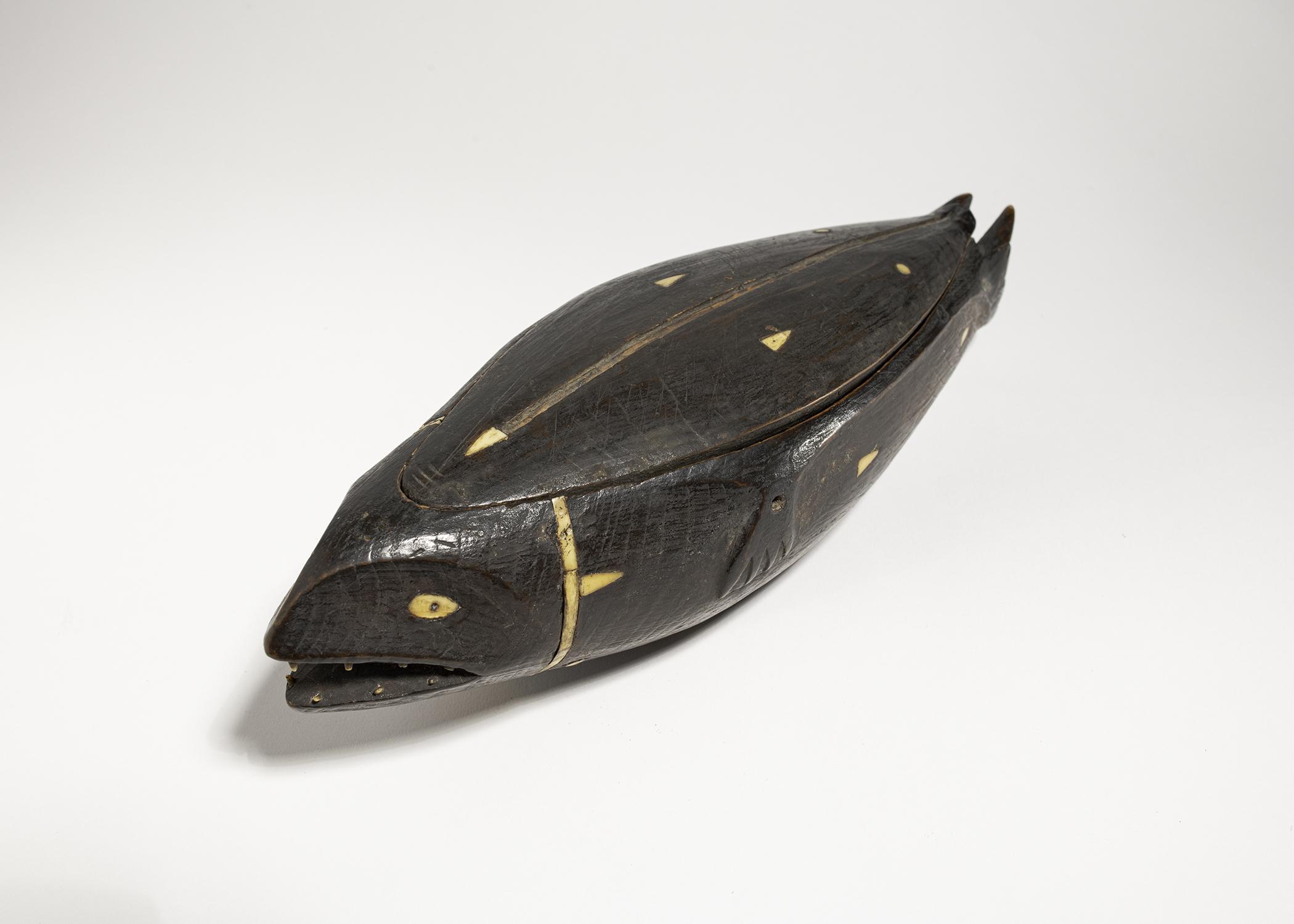 1965.1840 A, B Box, Animal, detail 2