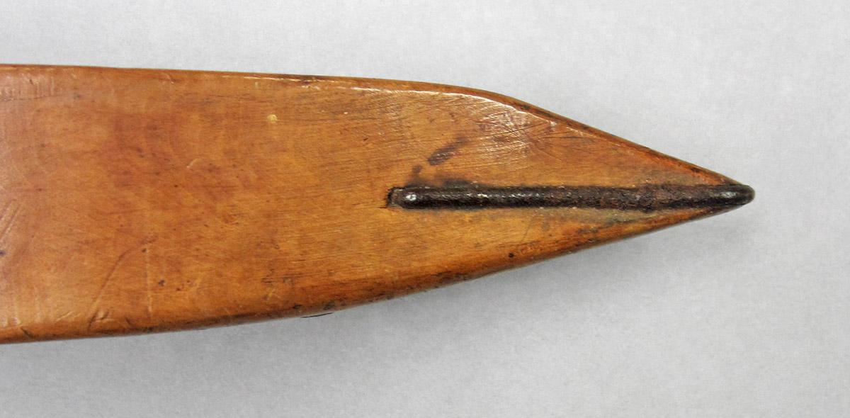 1965.1841, Shuttle, end detail