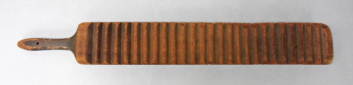 1965.1853, Scrubbing stick, top