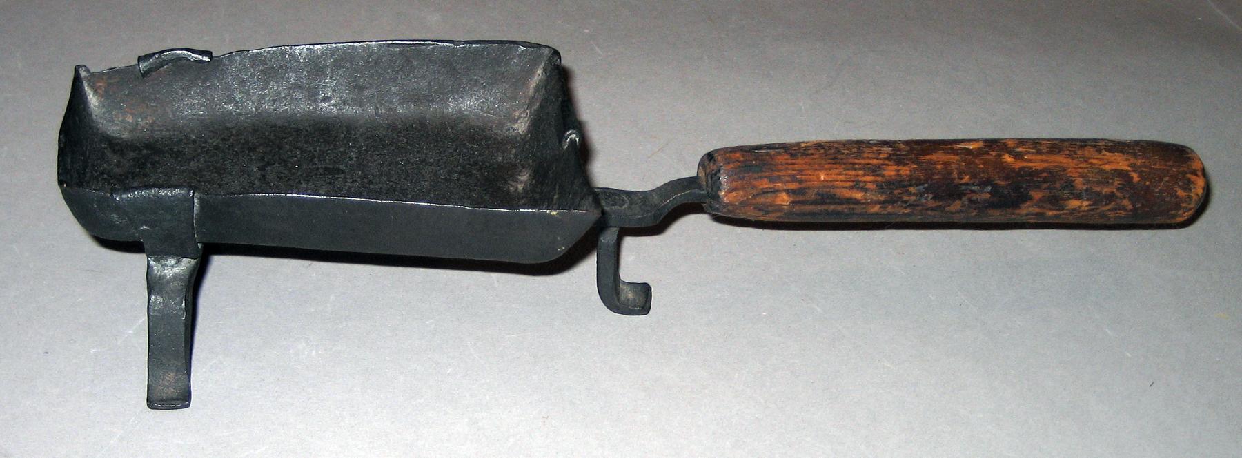 1965.1879 Fire carrier