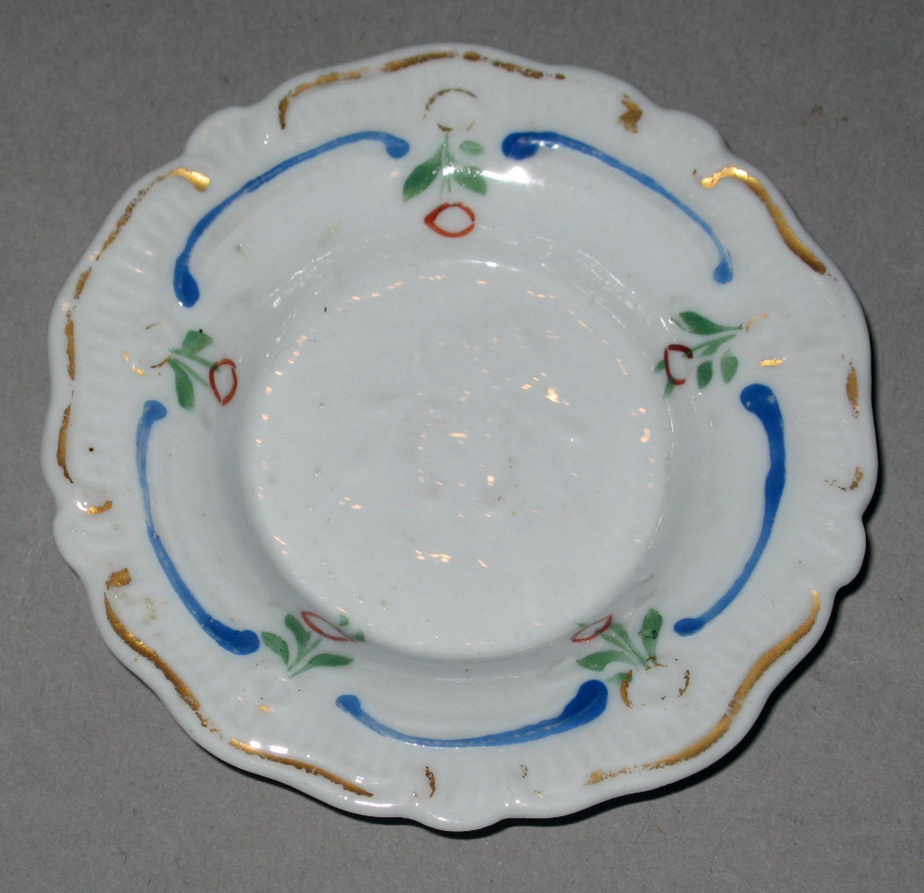 1965.1893.003 Porcelain plate