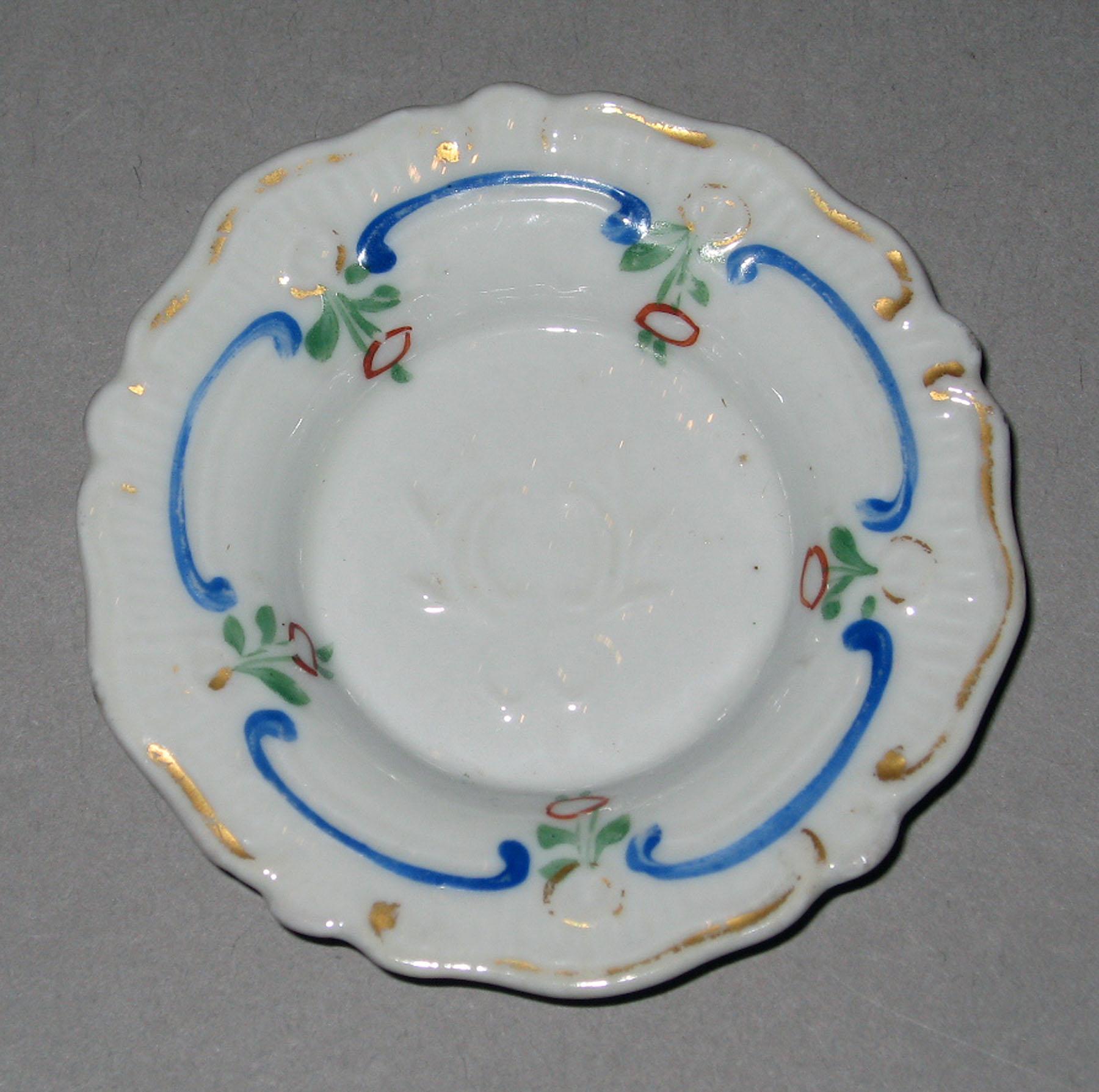 1965.1893.007 Porcelain plate