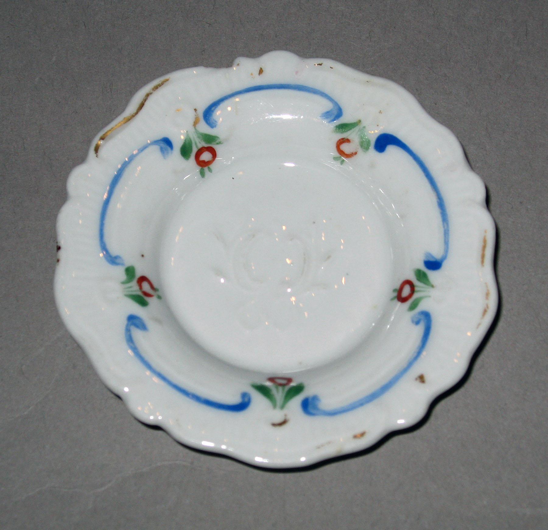 1965.1893.008 Porcelain plate