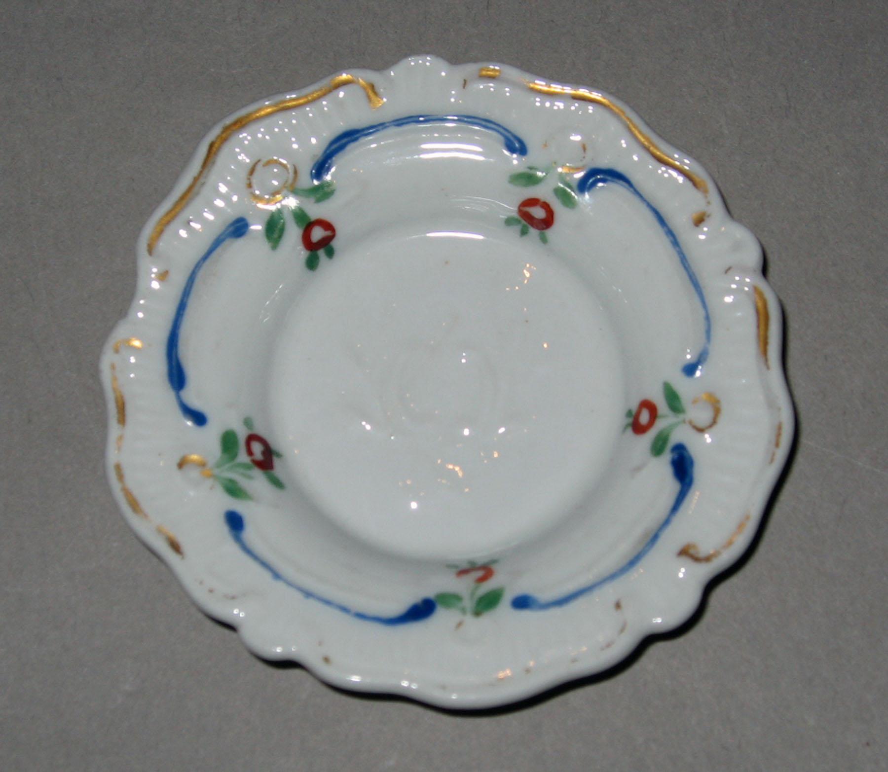 1965.1893.009 Porcelain plate