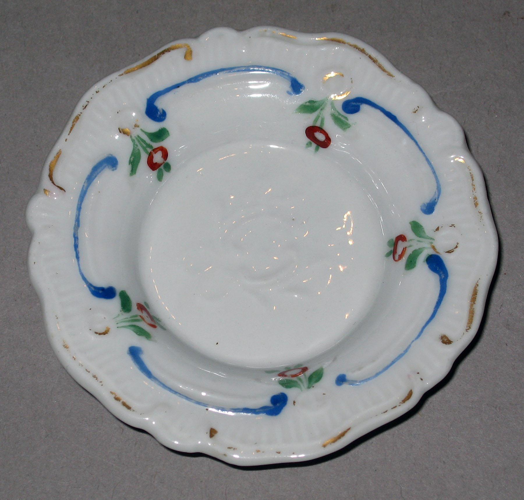 1965.1893.011 Porcelain plate