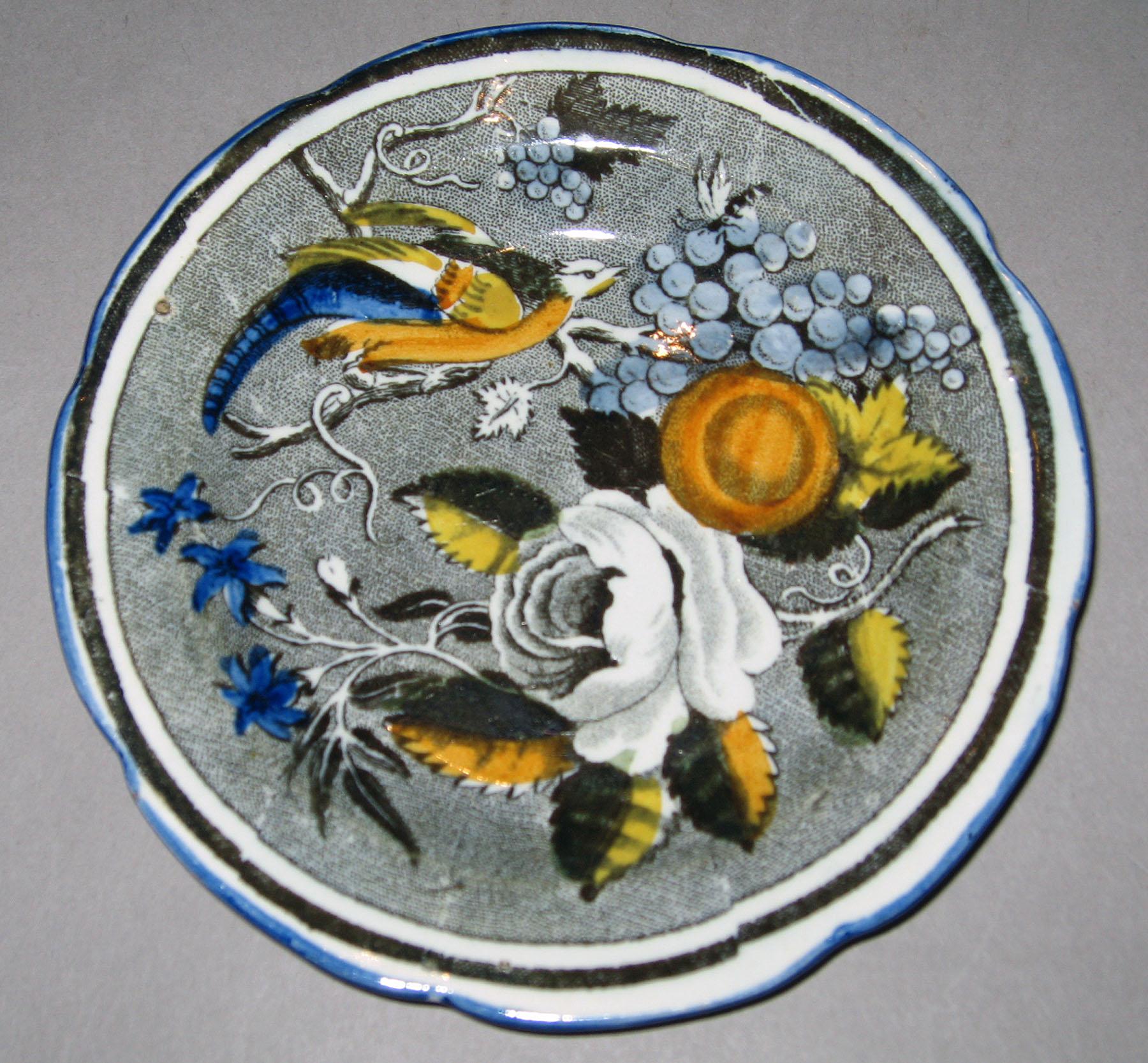 1965.1906.003 Pearlware plate