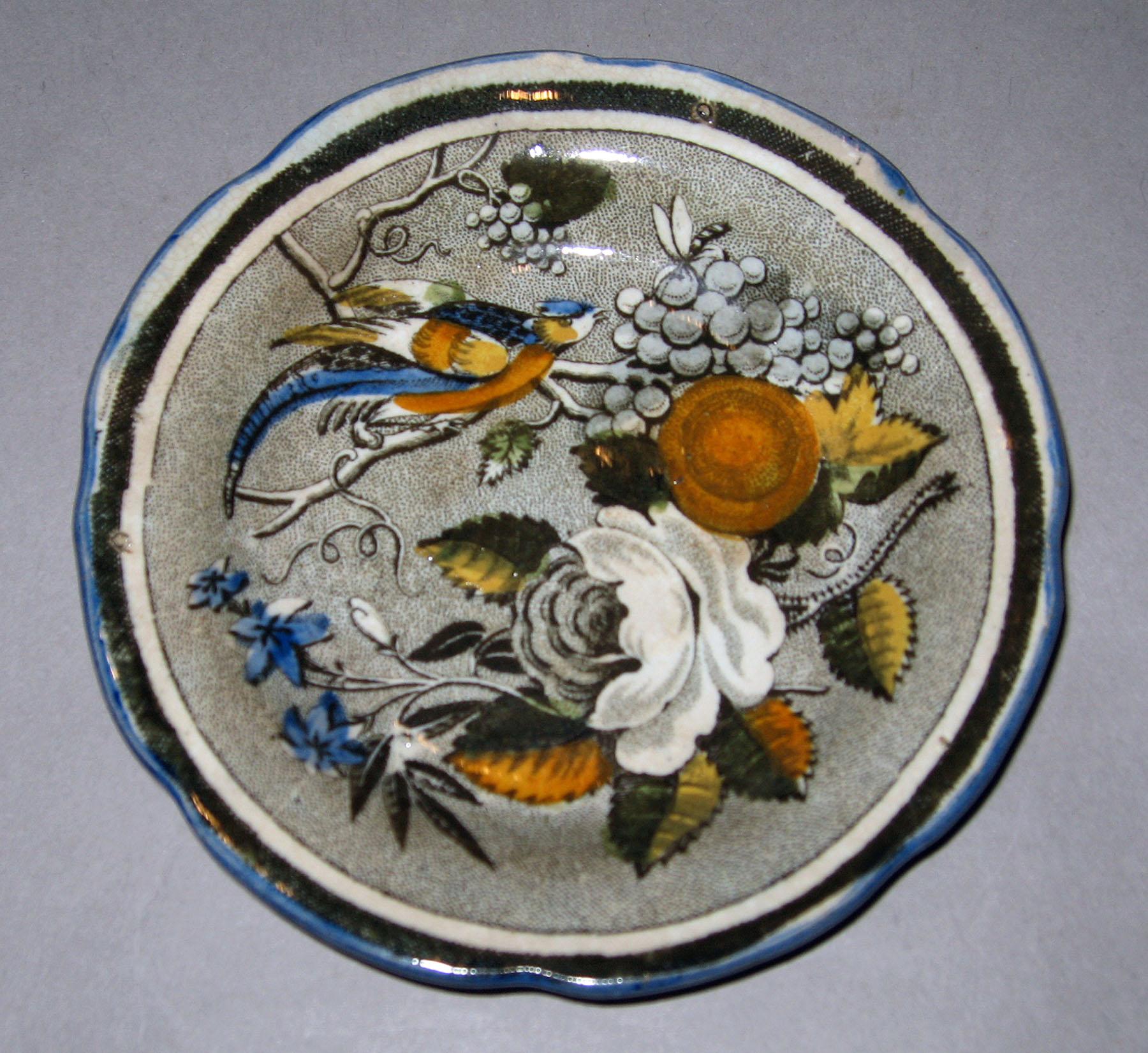 1965.1907.002 Pearlware plate